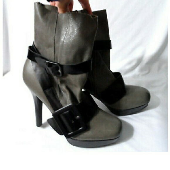 BACIO 61 Heeled Booties 7.5M Taupe Black Strappy - Picture 5 of 10